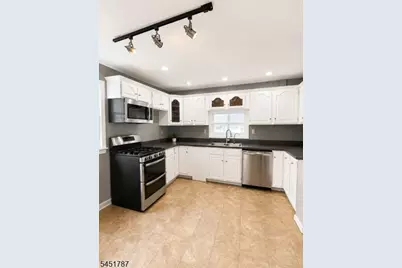 40 E Lincoln Ave, Roselle Park, NJ 07204 - Photo 30