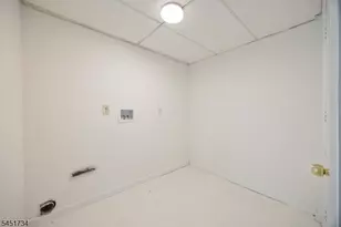 235 Keen St, Paterson, NJ 07524 - Photo 24