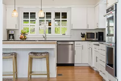 12 Cold Springs Road, Tewksbury Township, NJ 07830 - Photo 10