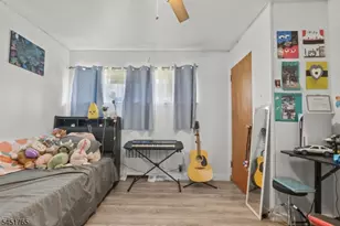 484 Raritan Rd, Roselle, NJ 07203 - Photo 18