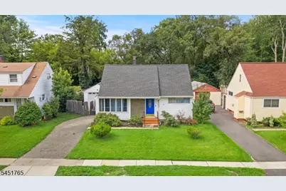 484 Raritan Rd, Roselle, NJ 07203 - Photo 1