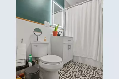 484 Raritan Rd, Roselle, NJ 07203 - Photo 14