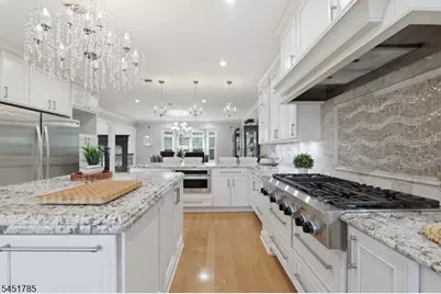 152 Boulevard, Kenilworth, NJ 07033 - Photo 12