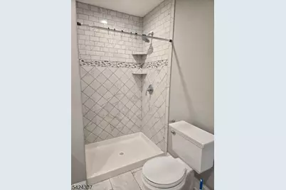 16 Roosevelt Dr, Ogdensburg, NJ 07439 - Photo 8