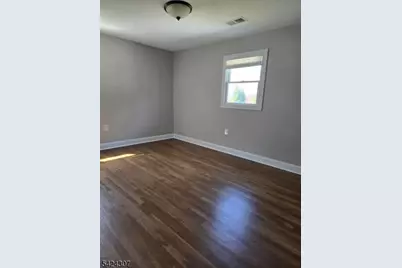 16 Roosevelt Dr, Ogdensburg, NJ 07439 - Photo 14