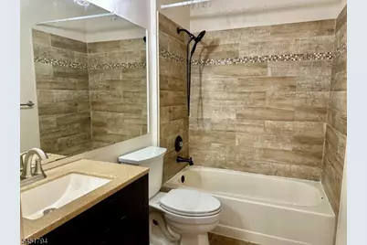 111 Lindsey Ct, Franklin Township, NJ 08823 - Photo 26