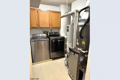 111 Lindsey Ct, Franklin Township, NJ 08823 - Photo 28