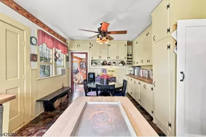 32 Tanners Brook Rd, Chester, NJ 07930 - Photo 14