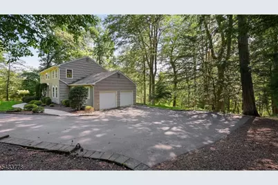 6 Deerwood Trl, Warren Township, NJ 07059 - Photo 4