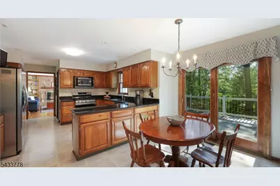 6 Deerwood Trl, Warren Township, NJ 07059 - Photo 14