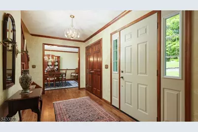 6 Deerwood Trl, Warren Township, NJ 07059 - Photo 8