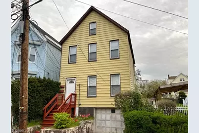 32 Oak Ave, Irvington, NJ 07111 - Photo 1
