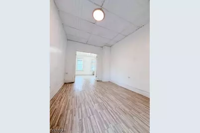 32 Oak Ave, Irvington, NJ 07111 - Photo 10