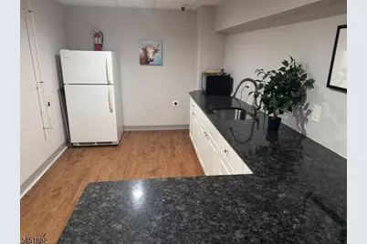 1319 Saint Georges Ave #115, Rahway, NJ 07065 - Photo 28