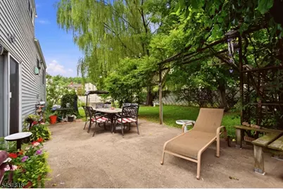 8 Growney St, Edison, NJ 08817 - Photo 32