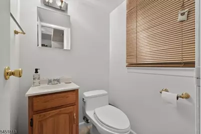 8 Growney St, Edison, NJ 08817 - Photo 4