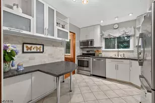 8 Growney St, Edison, NJ 08817 - Photo 8