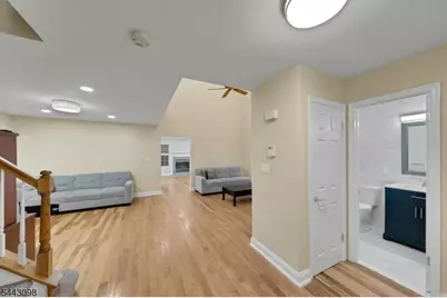 34 Eider Ct, Wayne, NJ 07470 - Photo 16