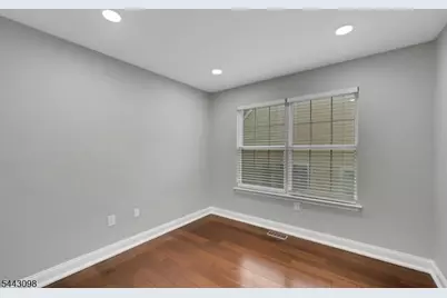 34 Eider Ct, Wayne, NJ 07470 - Photo 30