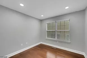 34 Eider Ct, Wayne, NJ 07470 - Photo 30