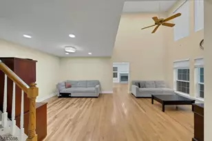 34 Eider Ct, Wayne, NJ 07470 - Photo 8