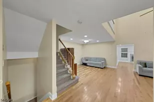34 Eider Ct, Wayne, NJ 07470 - Photo 10
