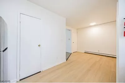 422 Halsted St, East Orange, NJ 07018 - Photo 10
