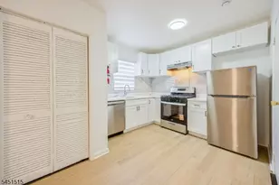 422 Halsted St, East Orange, NJ 07018 - Photo 12