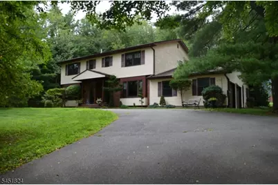 1 Glenbrook Ct, Hanover Township, NJ 07981 - Photo 2