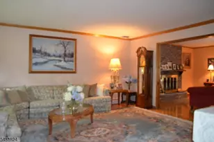 1 Glen Brook Ct, Hanover Township, NJ 07981 - Photo 6