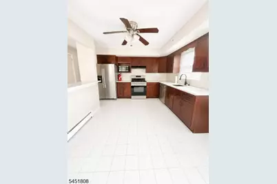 2484 Seymour Ave, Union Township, NJ 07083 - Photo 2