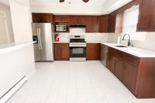 2484 Seymour Ave, Union Township, NJ 07083 - Photo 2