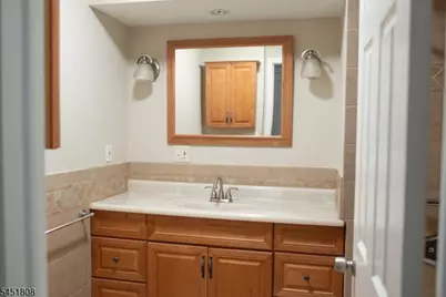 2484 Seymour Ave, Union Township, NJ 07083 - Photo 18