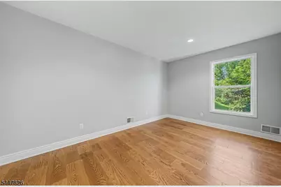 4 Michael Ct, Hamburg, NJ 07419 - Photo 24