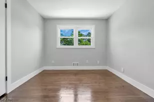 1307 Stockton St, Rahway, NJ 07065 - Photo 34