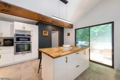 11 Foremost Mountain Rd, Montville Township, NJ 07082 - Photo 14