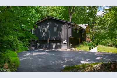 11 Foremost Mountain Rd, Montville Township, NJ 07082 - Photo 32