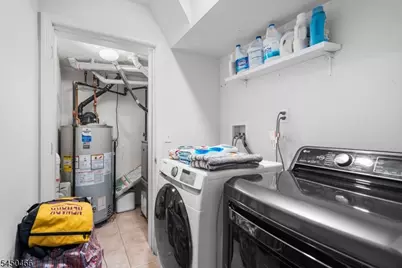 219 Broad St, Newark, NJ 07104 - Photo 28