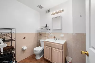 219 Broad St, Newark, NJ 07104 - Photo 26