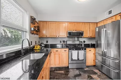 219 Broad St, Newark, NJ 07104 - Photo 10