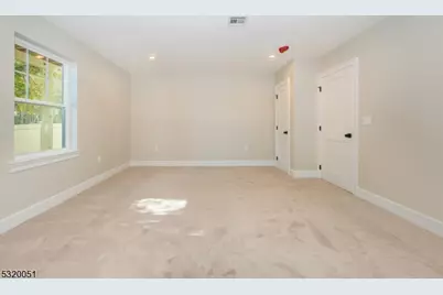 6 Elm St #14, Madison, NJ 07940 - Photo 24