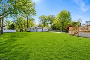 72 E Cedar St, Livingston, NJ 07039 - Photo 18