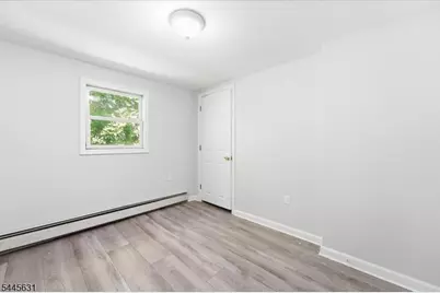 8 Madelyn Ave, West Milford, NJ 07480 - Photo 14