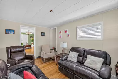 30 Elm St, Ridgefield, NJ 07660 - Photo 14
