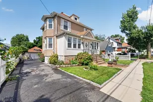 30 Elm St, Ridgefield, NJ 07660 - Photo 2