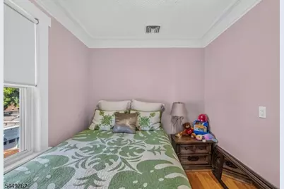 30 Elm St, Ridgefield, NJ 07660 - Photo 26