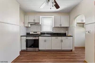 537 Maple Ave, Elizabeth, NJ 07202 - Photo 6