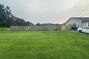 3 Lawrence Dr, Hackettstown, NJ 07840 - Photo 2