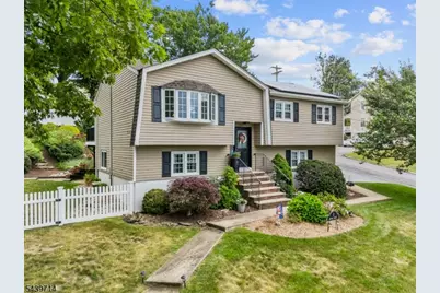 1 Bertha St, Hopatcong, NJ 07874 - Photo 2