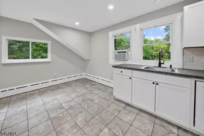 117 Mountain View Rd #2, Hillsborough Township, NJ 08844 - Photo 6